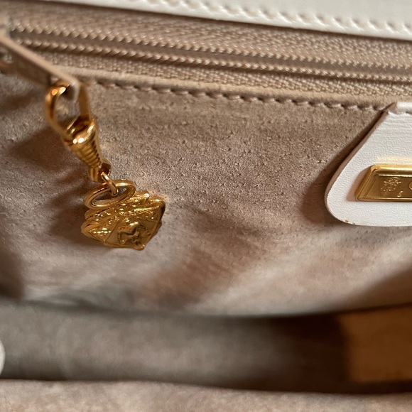 FIRM ❤️ AMAZING Vintage Gucci Interlocking GG Logo Flap Front Leather Satchel - Picture 9 of 11